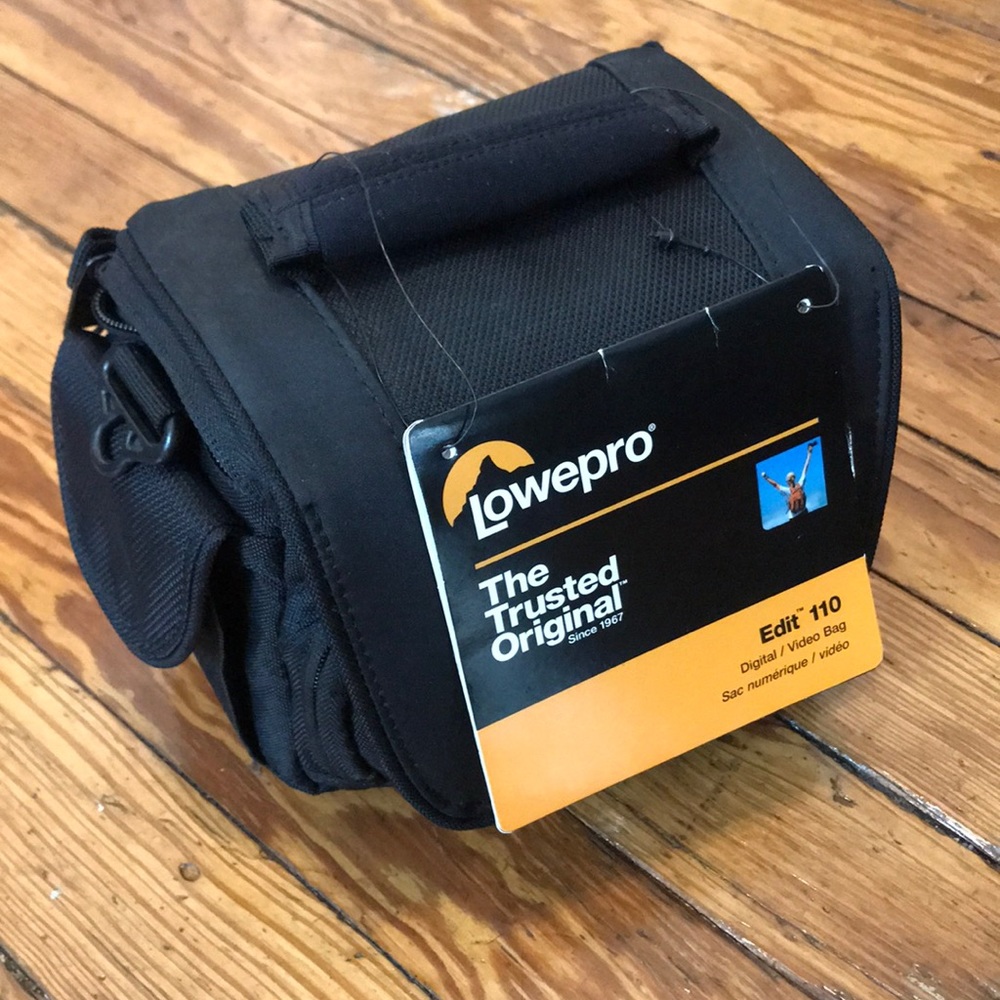 Lowepro Edit 110 digital video camera bag NWT